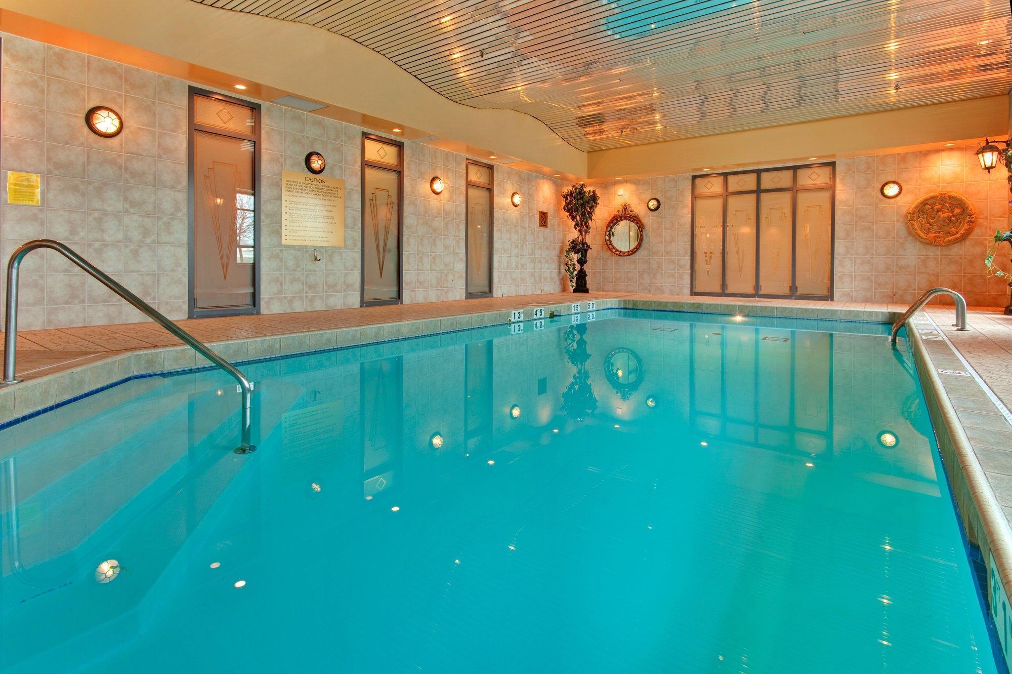 Holiday Inn & Suites Oakville At Bronte By Ihg Bagian luar foto