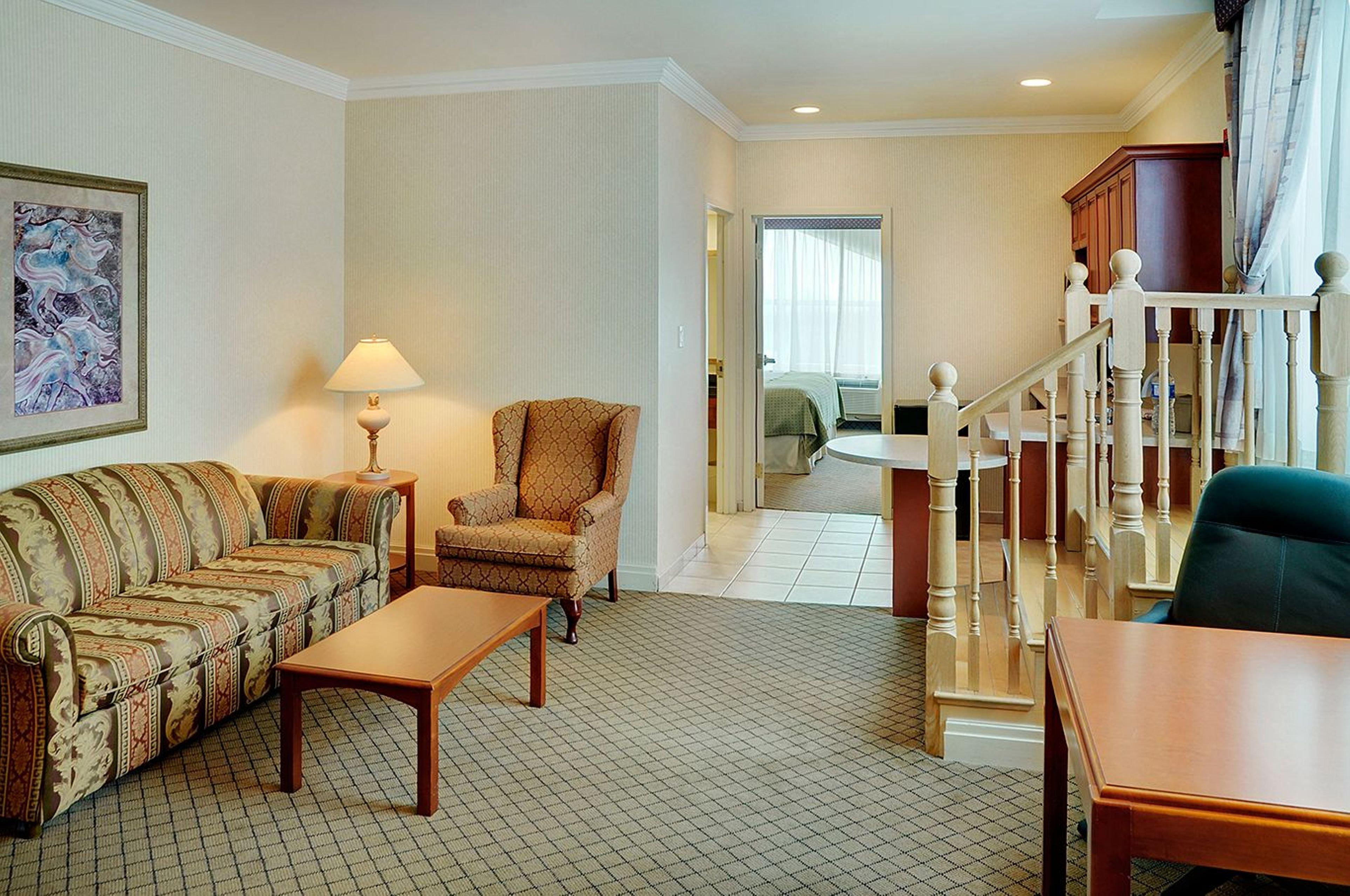 Holiday Inn & Suites Oakville At Bronte By Ihg Bagian luar foto
