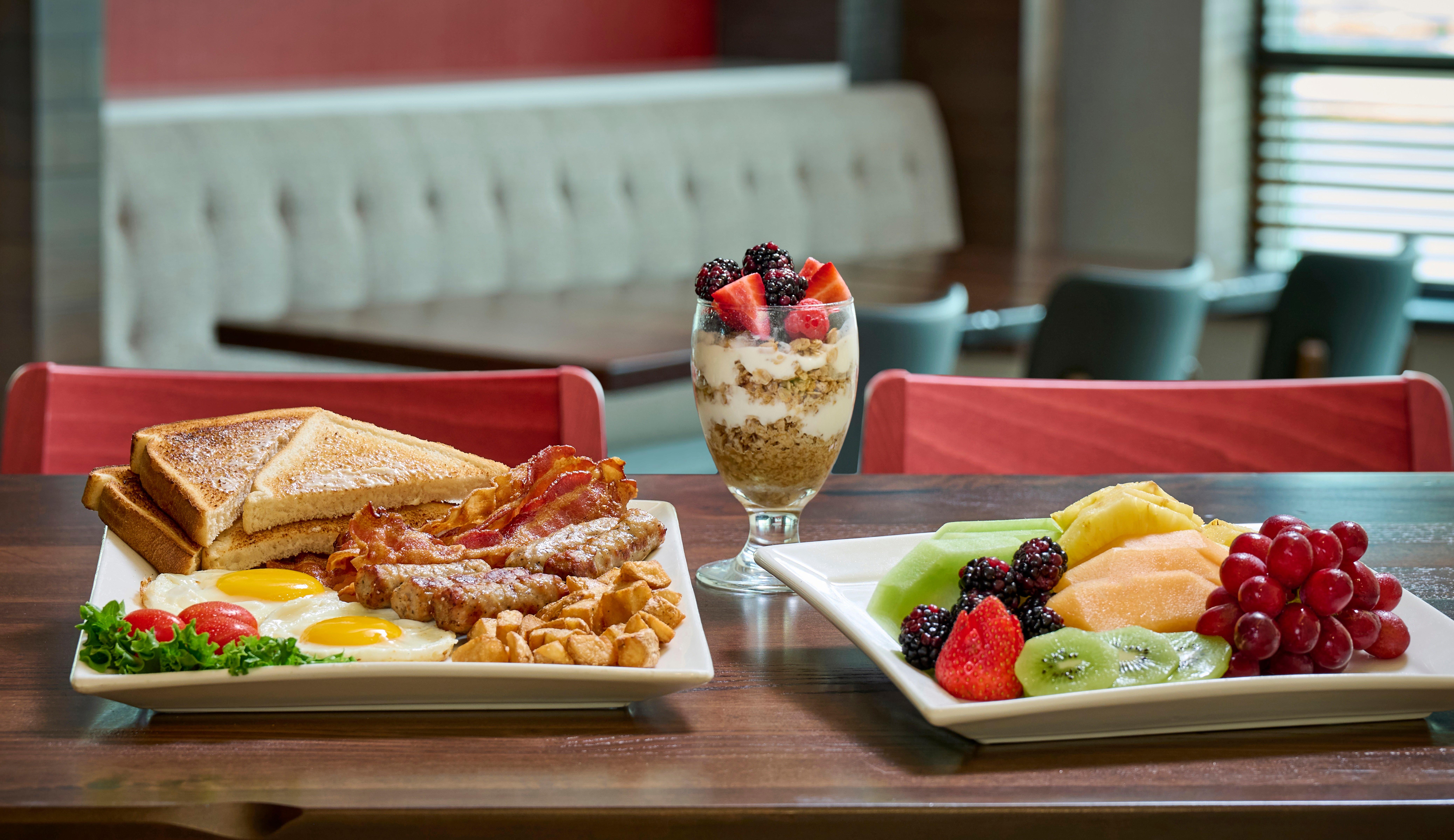 Holiday Inn & Suites Oakville At Bronte By Ihg Bagian luar foto