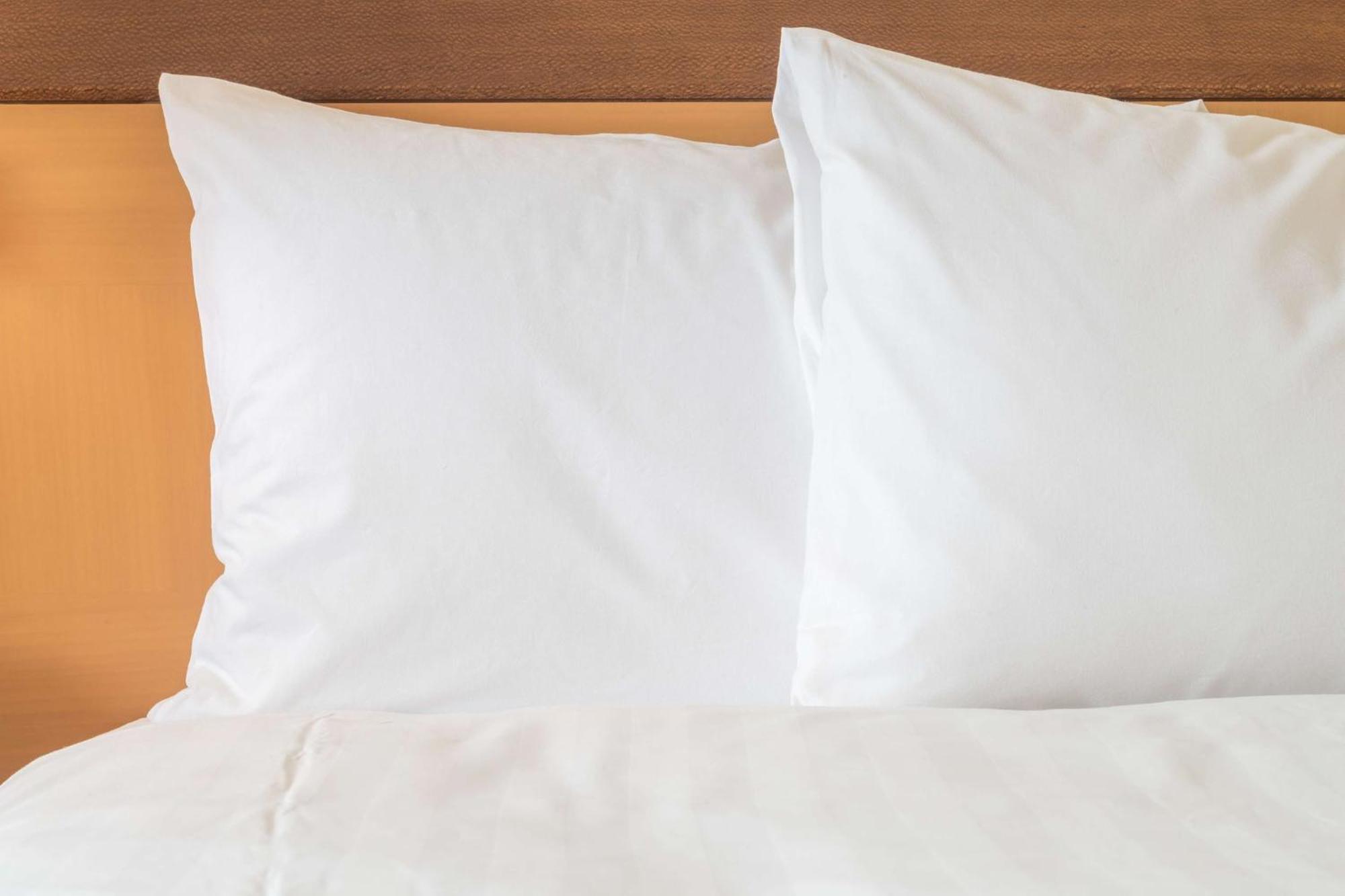 Holiday Inn & Suites Oakville At Bronte By Ihg Bagian luar foto